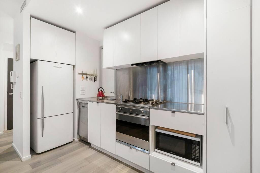 Apartment View - Balcony Abode By Southern Cross *